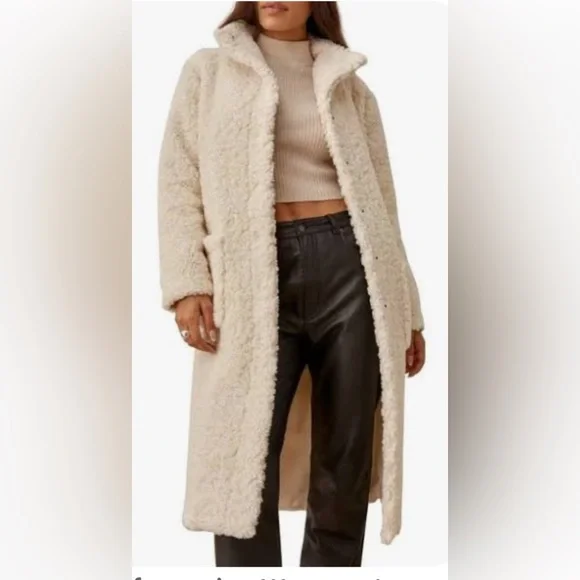 Reformation Off-White Teddy Coat - Picture 3 of 7